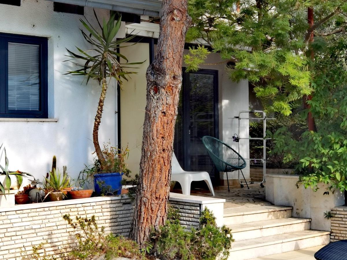 PUY Pine And Lime Apartments מראה חיצוני תמונה